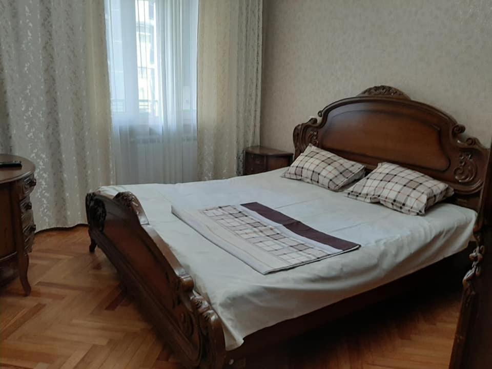 Apartment Жужуна Batumi Eksteriør billede