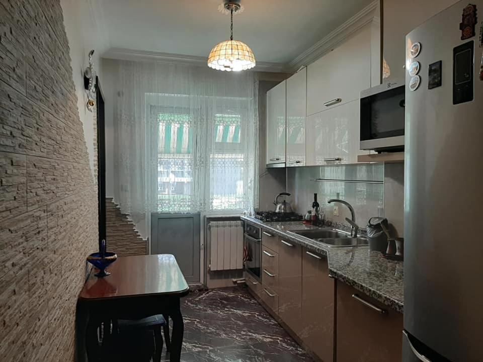 Apartment Жужуна Batumi Eksteriør billede