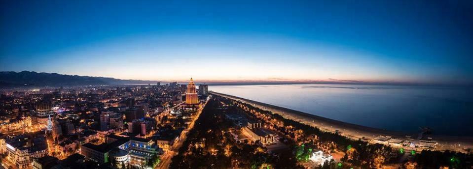 Apartment Жужуна Batumi Eksteriør billede